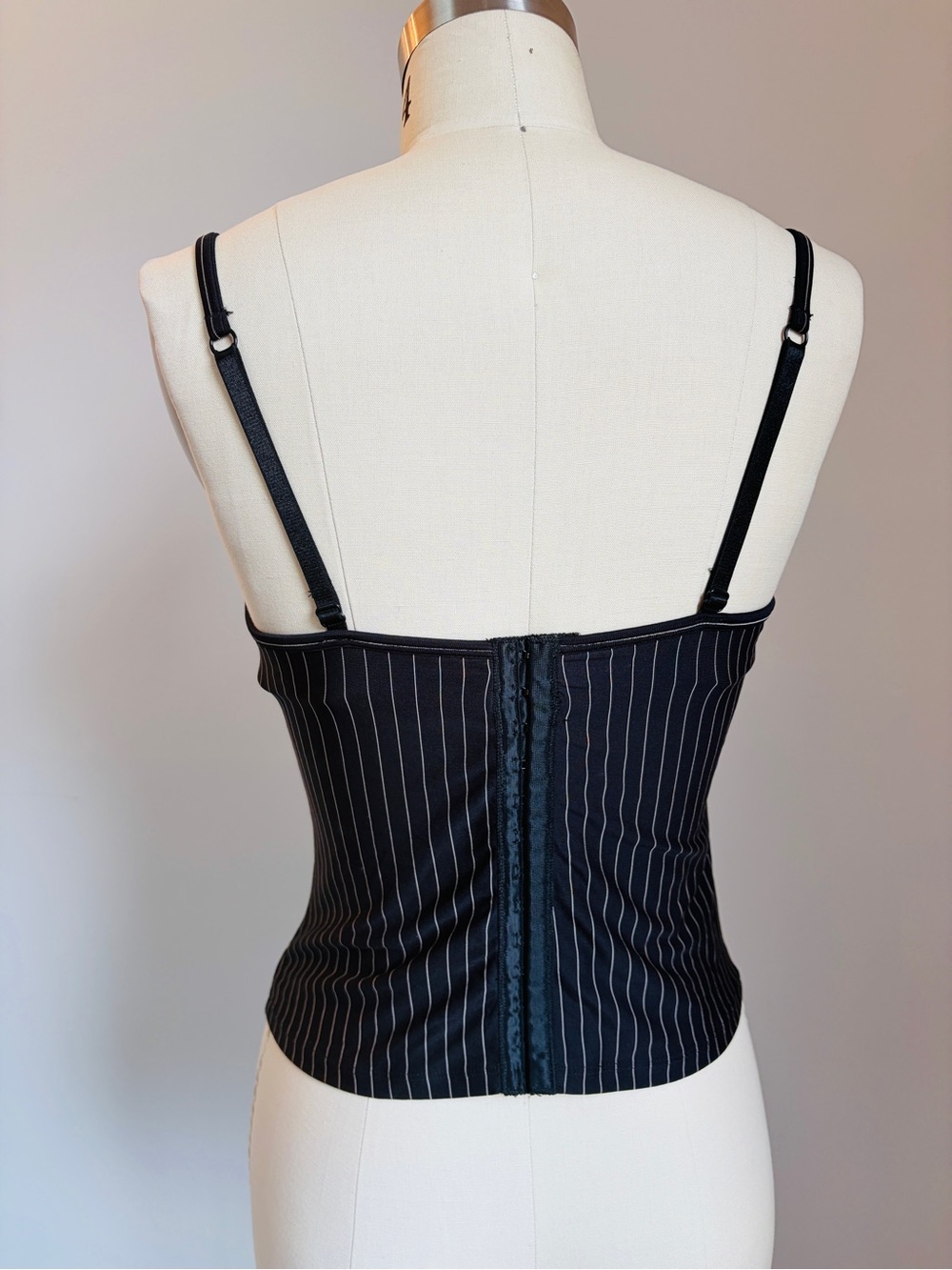 VTG Y2K Rampage Pinstripe Lace Up Corset Top Bustier Black White  34B - Picture 4 of 6